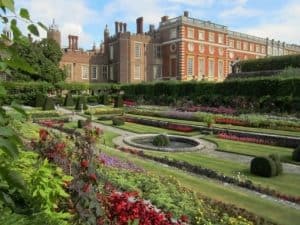 Hampton Court Palace - Day Trips From London